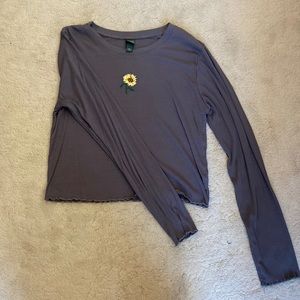 Wild fable grey cropped long sleeve